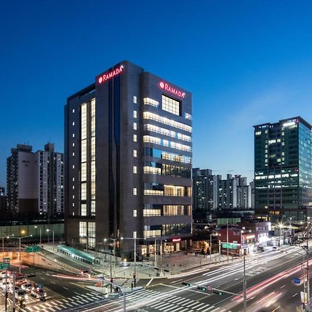 Hotel Ramada By Wyndham Seoul Sindorim Esterno foto