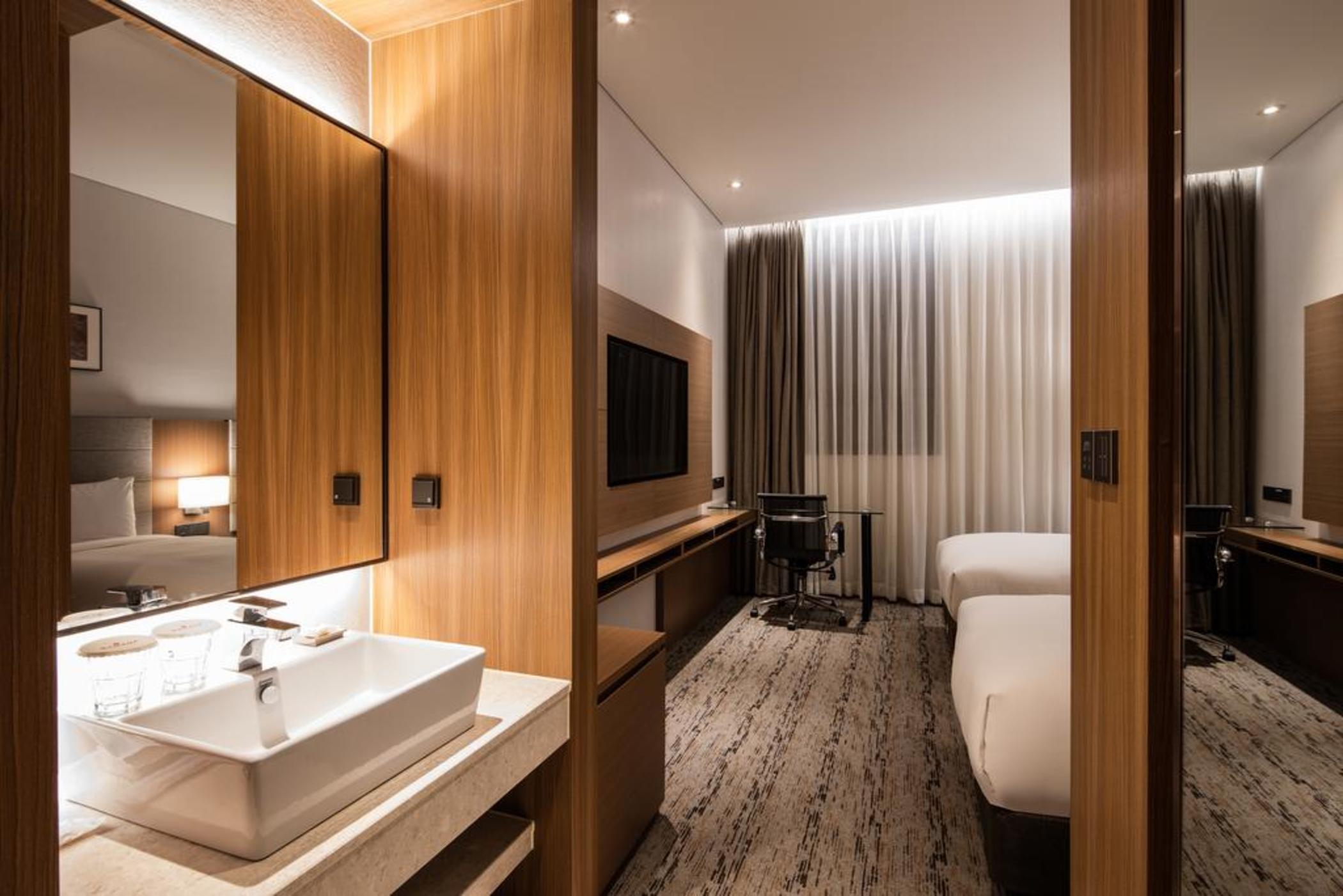 Hotel Ramada By Wyndham Seoul Sindorim Esterno foto