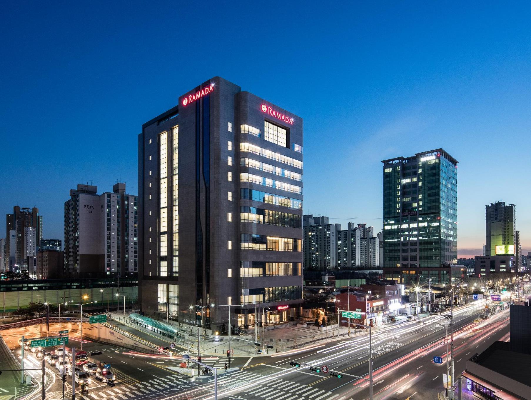 Hotel Ramada By Wyndham Seoul Sindorim Esterno foto