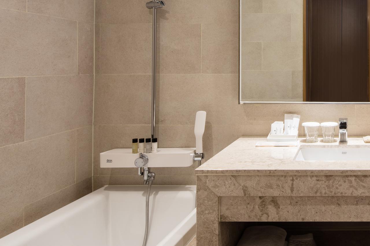 Hotel Ramada By Wyndham Seoul Sindorim Esterno foto
